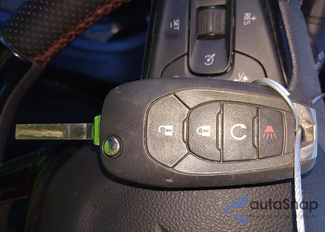 2025 Chevrolet Trax Fwd 1Rs z USA, uszkodzony, nr VIN KL77LGEP0SC118729